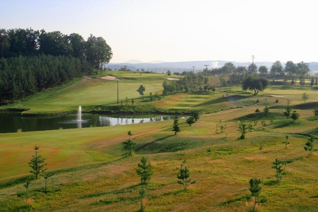 Golf Resort Hotel Konopiste Benesov  Exterior photo